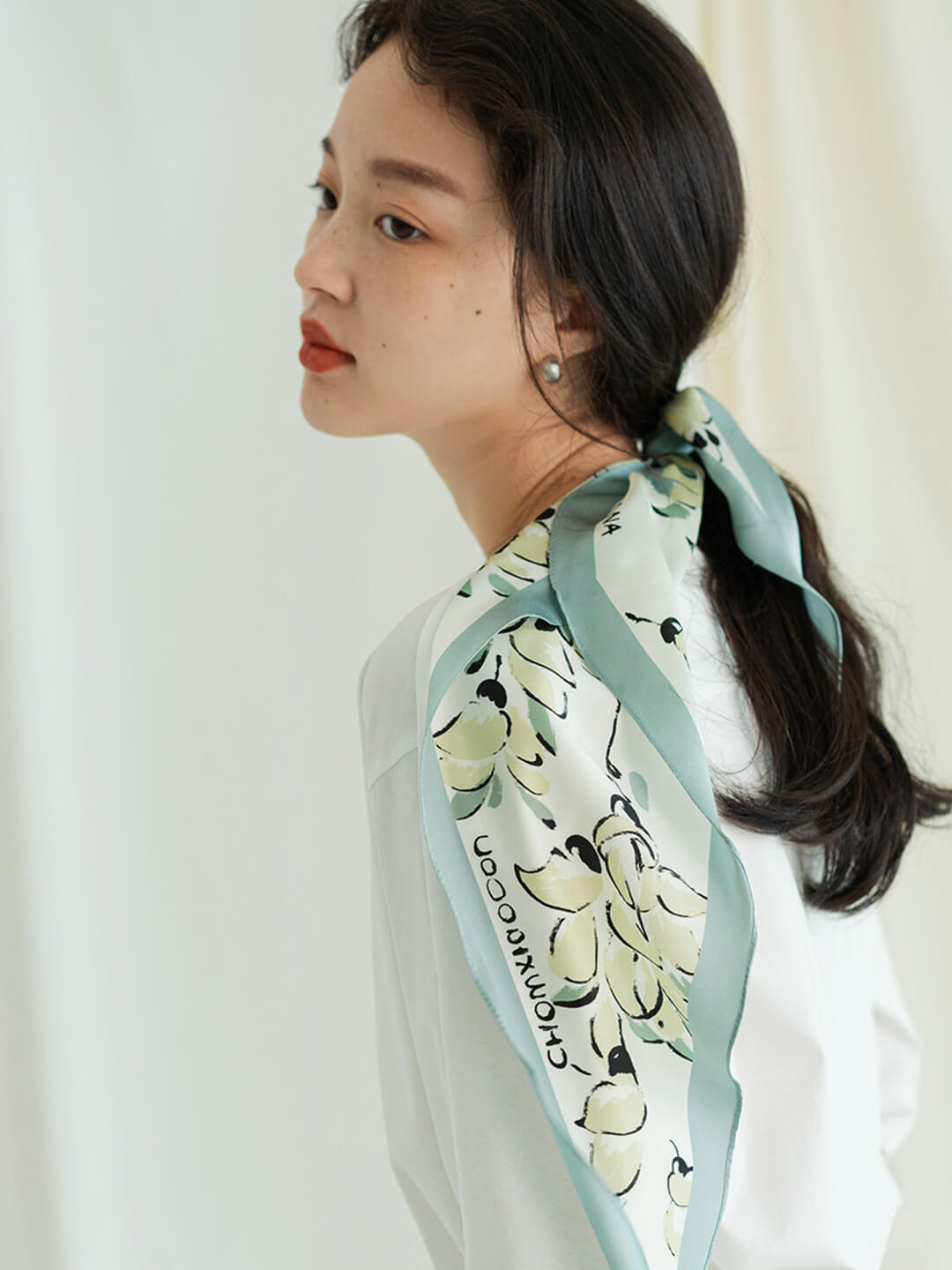 Chowxiaodou 原創彩虹女孩真絲菱形絲巾