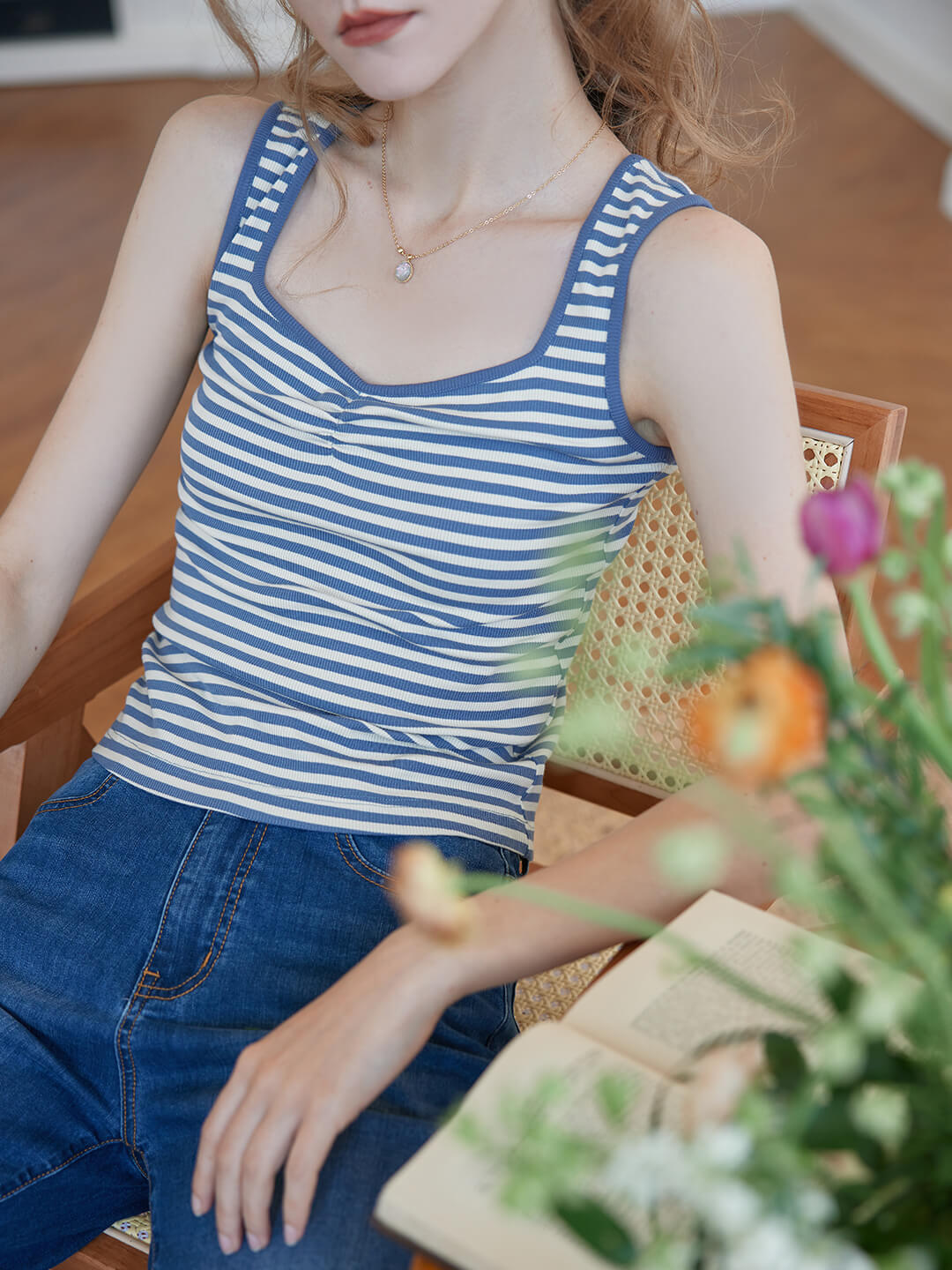 Zoe 藍白條紋針織背心/SIMPLE RETRO