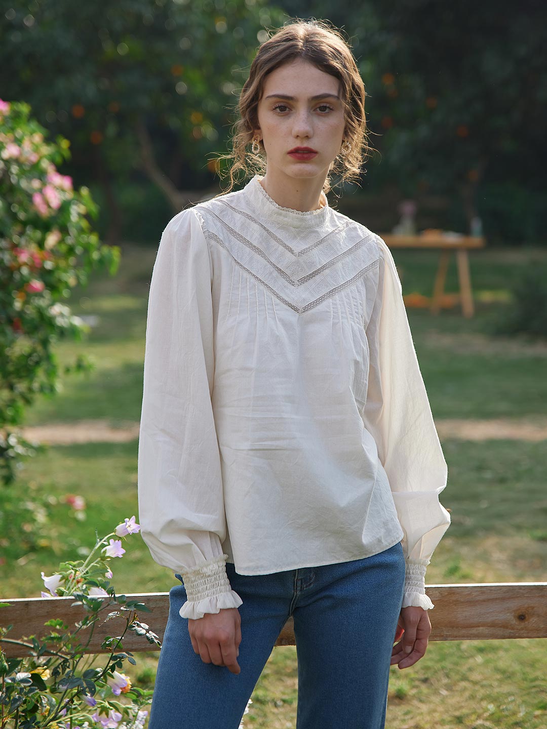 Simple Retro-Hailey 100%純棉薔薇刺繡上衣