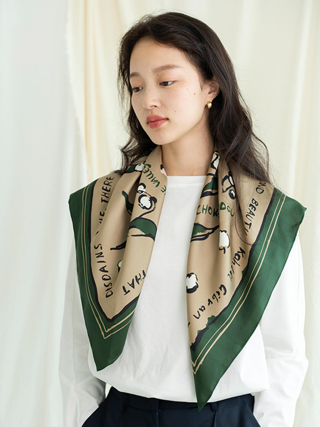 Chowxiaodou 原創彩虹女孩真絲方形絲巾