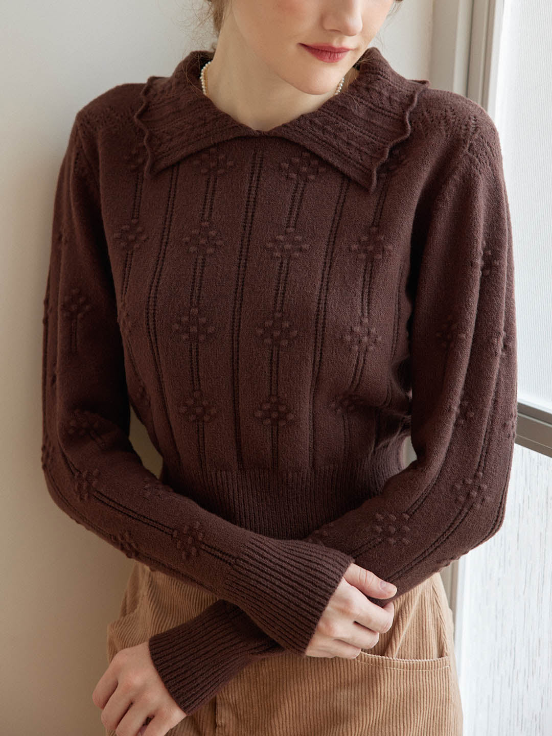 Jasmine 棕色針織短款毛衣