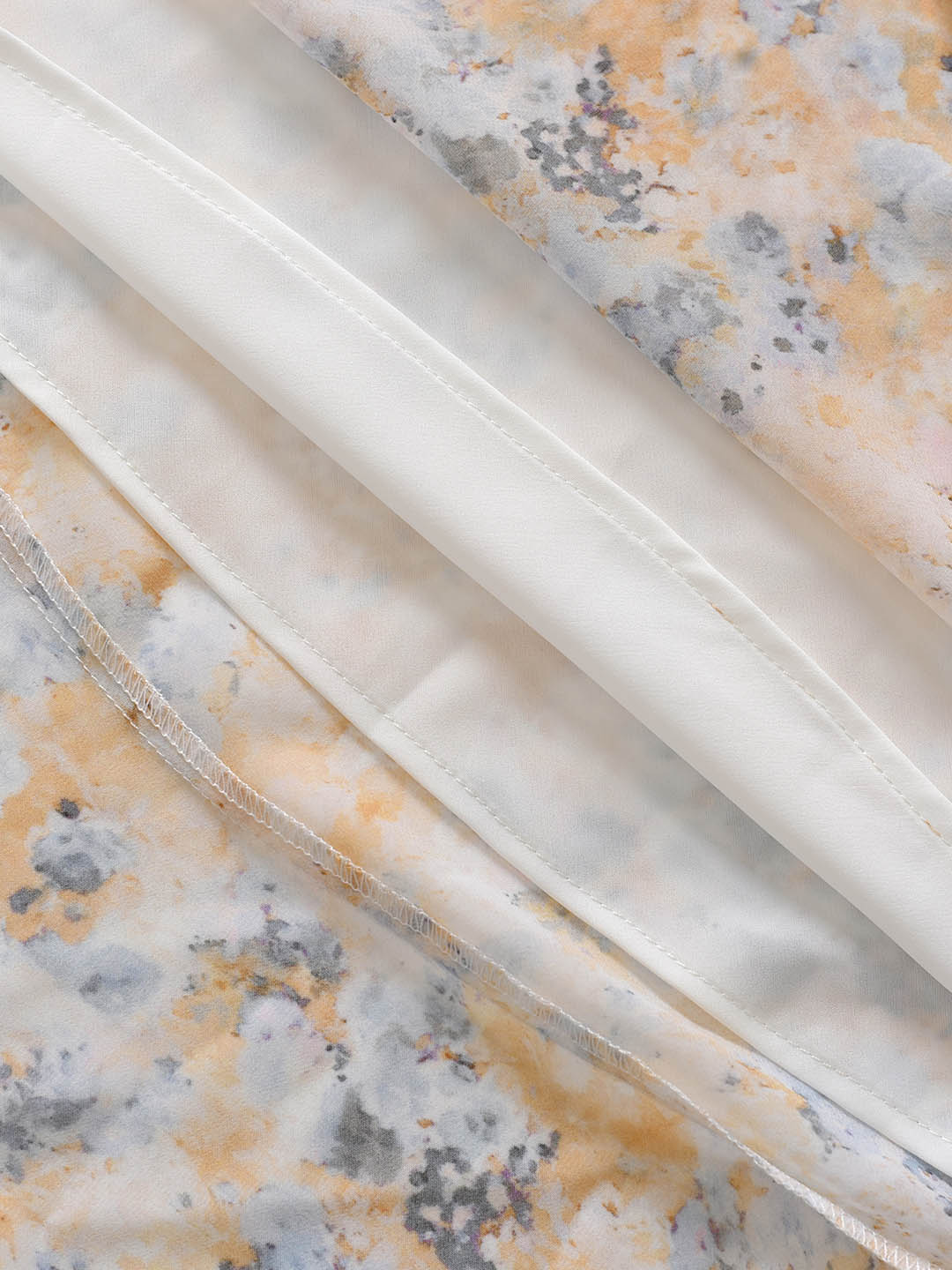 【Final Sale】Kama 碎花V領收腰吊帶裙